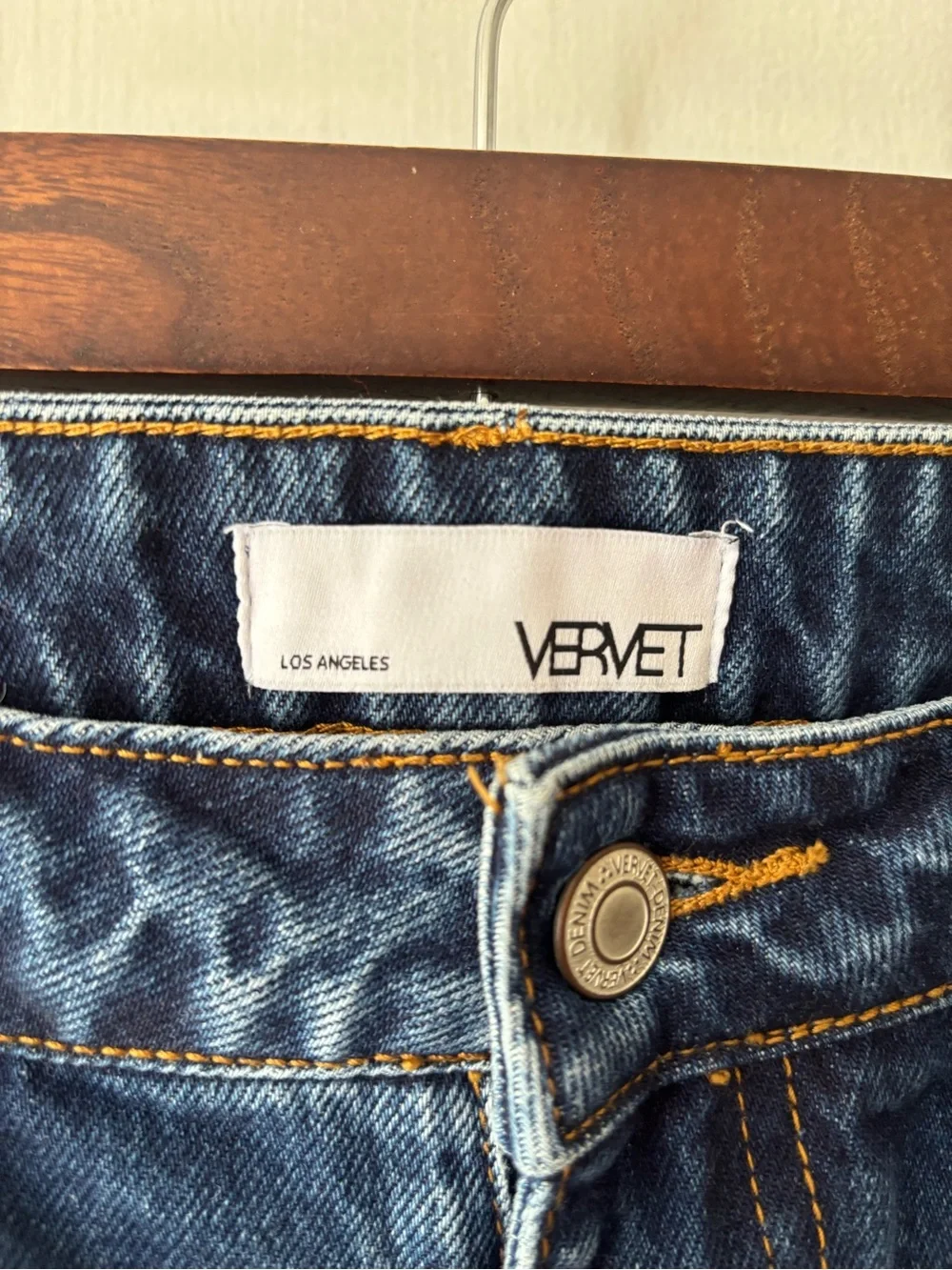 Distressed Dark Blue Boyfriend Jeans - Casual Relaxed Fit